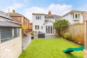 Photo 22- click for photo gallery